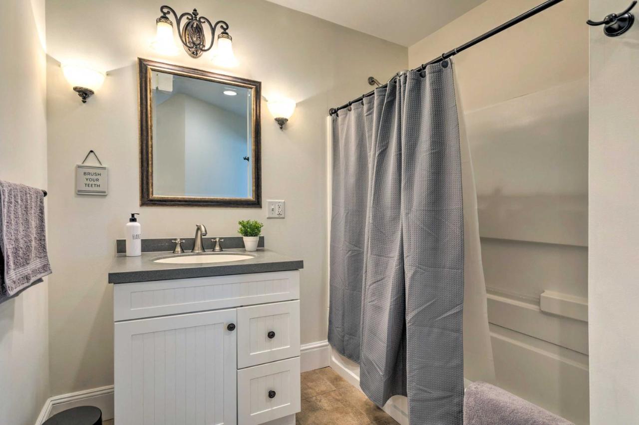 Mystic Refuge With Patio Less Than 1 Mi To Downtown! Luaran gambar